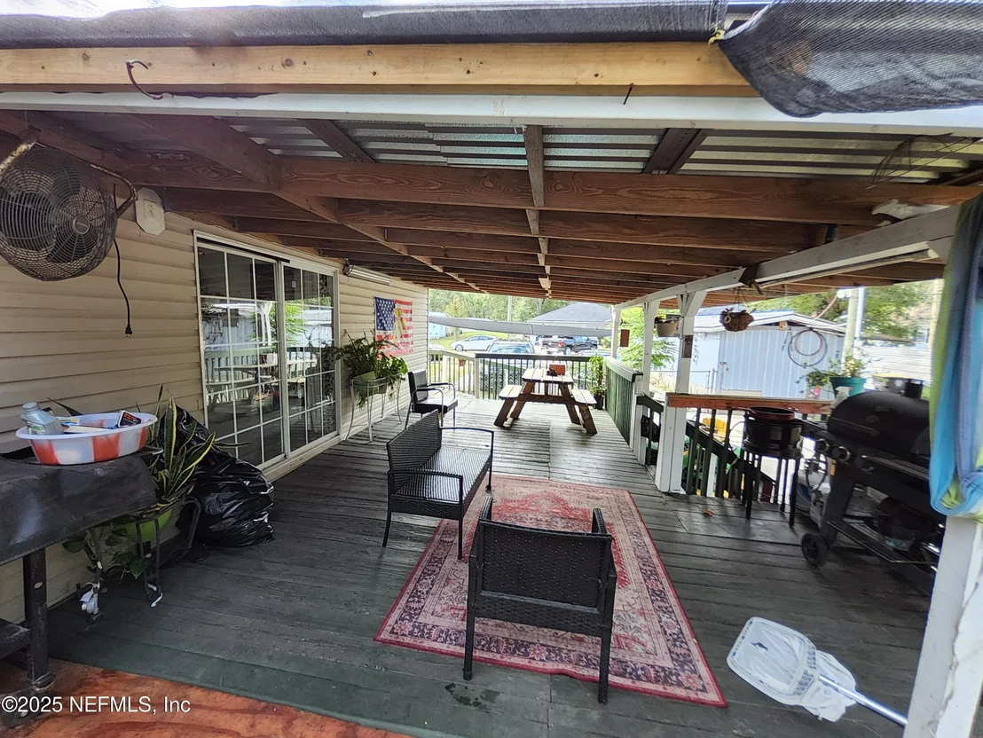 Photo of 8123 VINING Street
