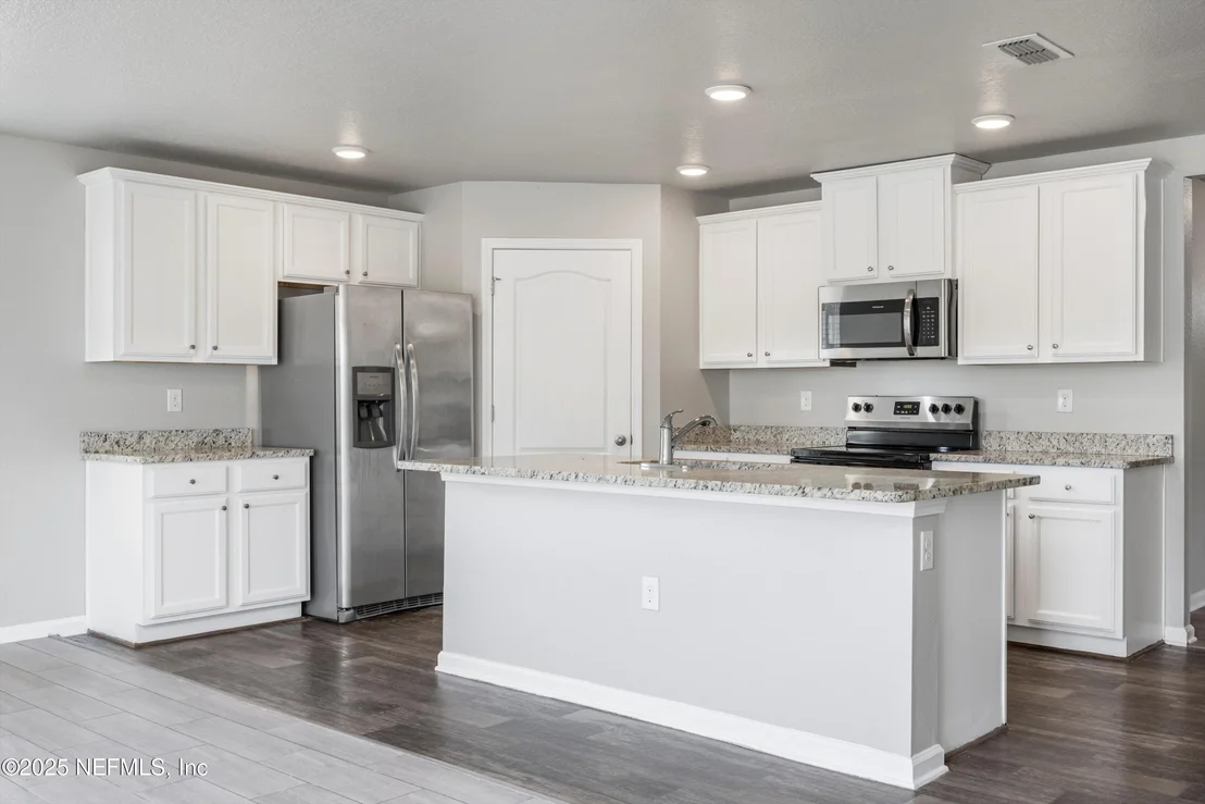 Photo of 6853 SANDLE Drive