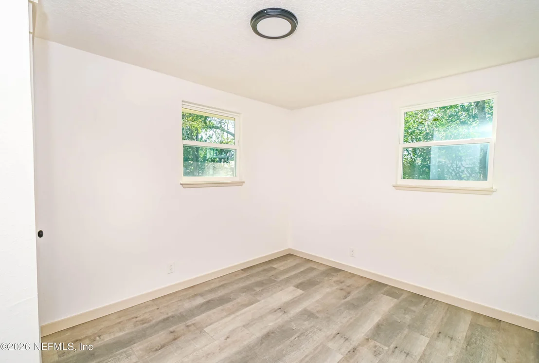 Photo of 406 BARBARA Circle