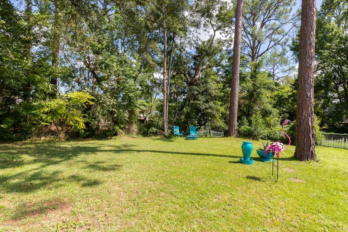 Photo of 3345 PICADILLY Lane