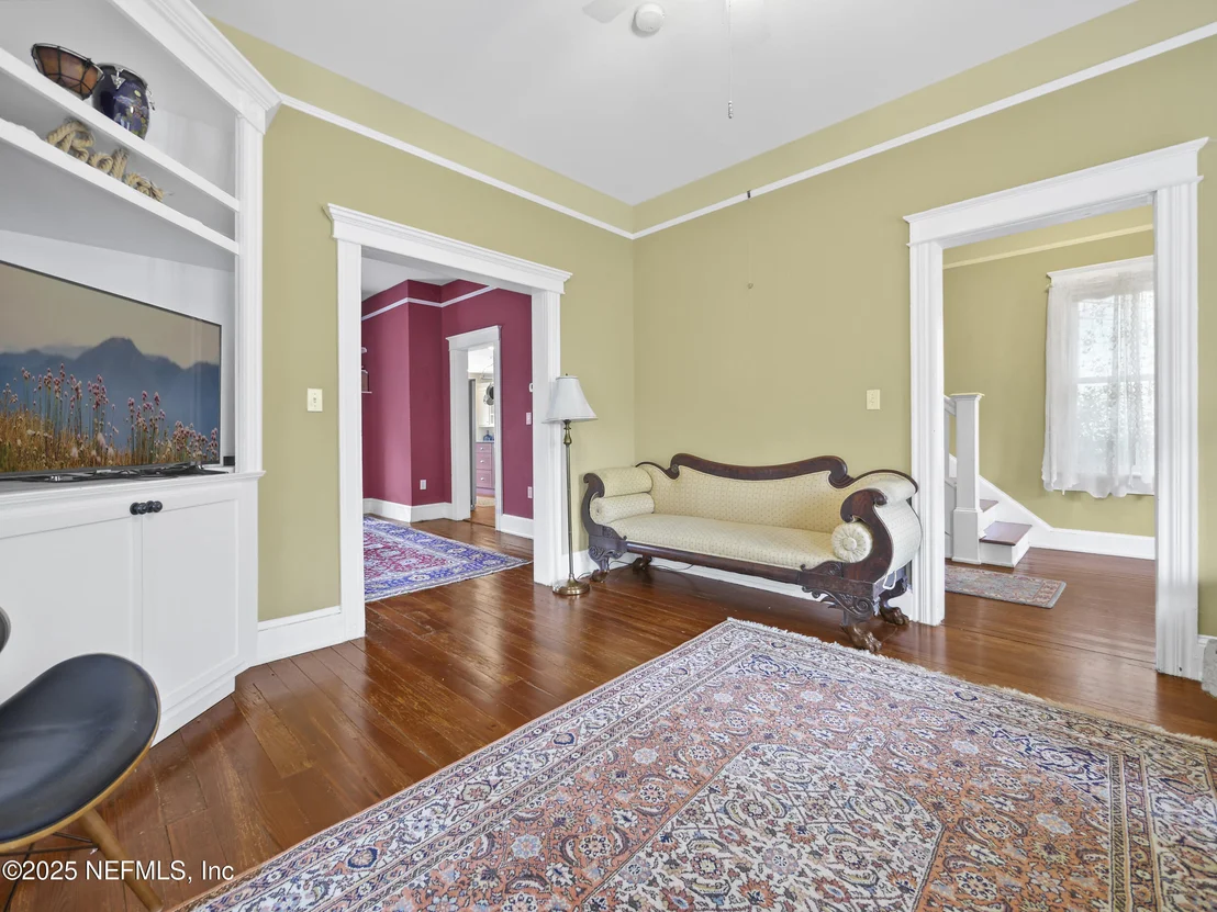 Photo of 66 WEEDEN Street