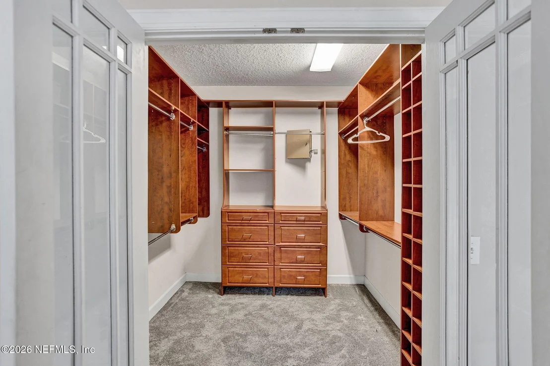 Photo of 10977 HICKORY TRACE Lane