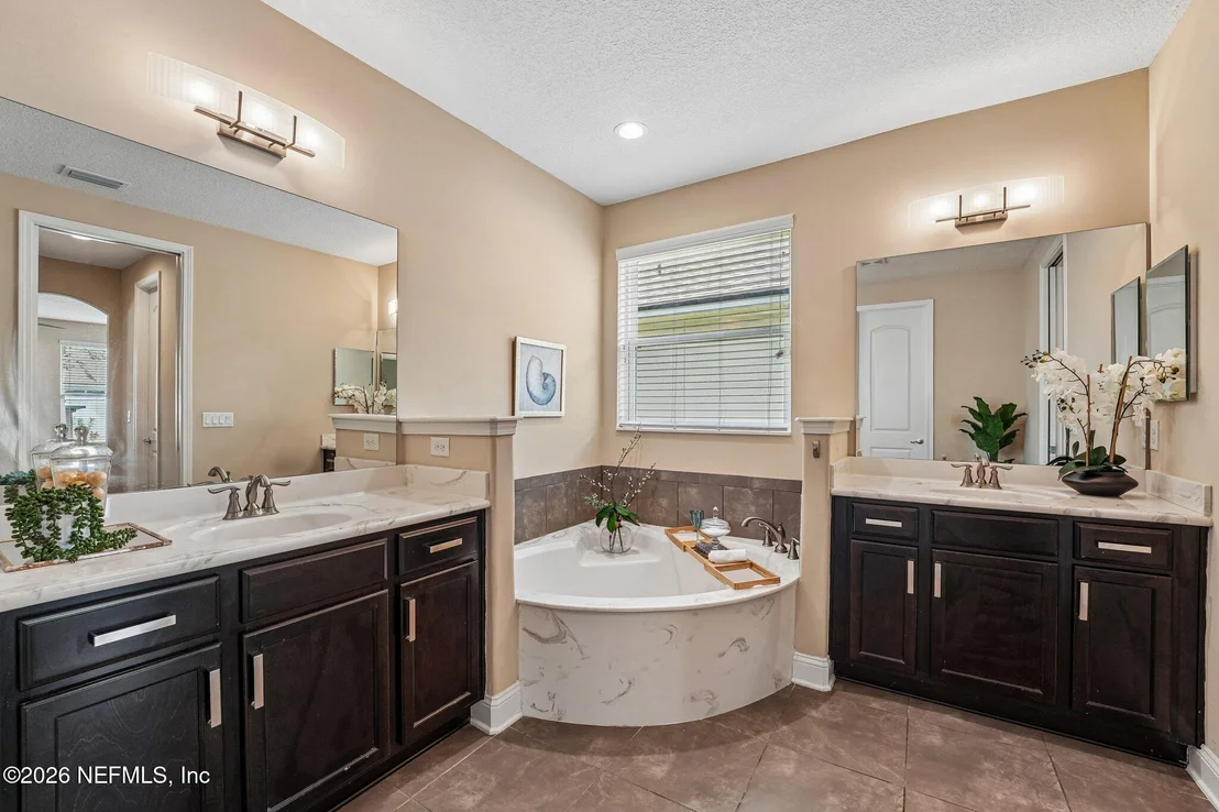 Photo of 3859 ARBOR MILL Circle