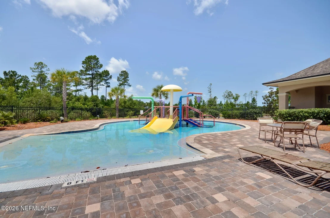 Photo of 65860 EDGEWATER Drive