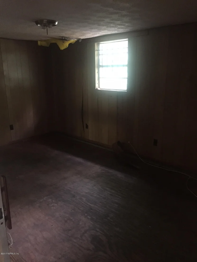 Photo of 8897 BRONSON Lane