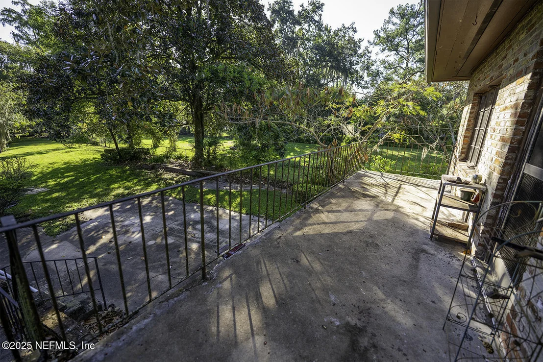 Photo of 5527 HYDE PARK Circle