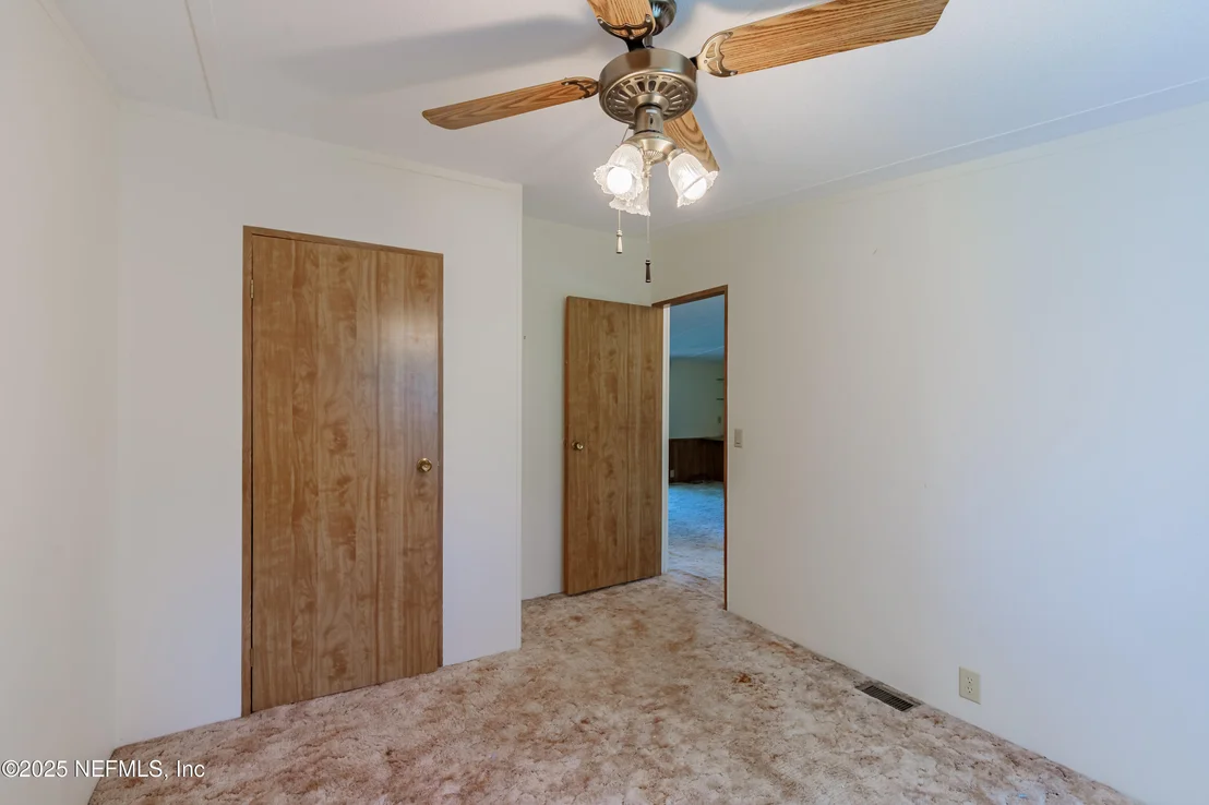 Photo of 101 PINE TREE Lane