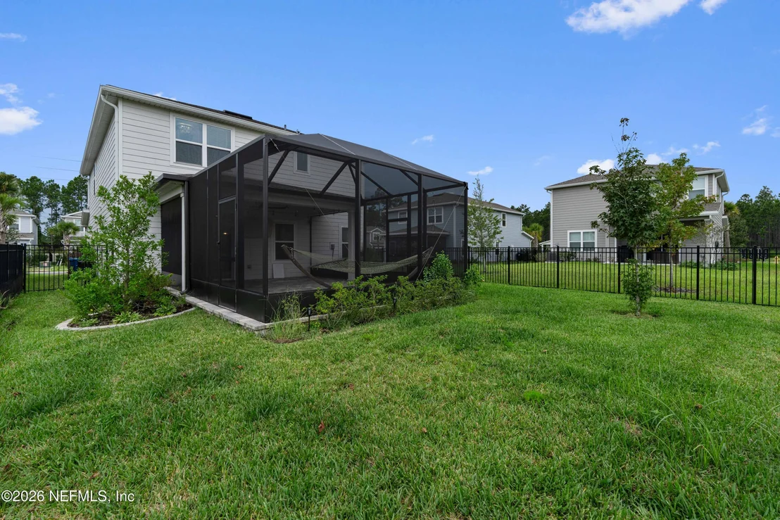 Photo of 226 TOWER Court