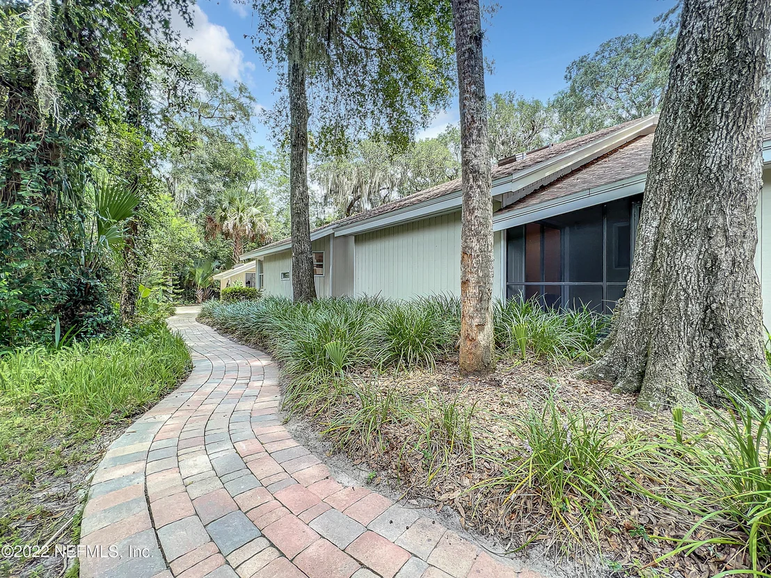 Photo of 451 SNAPPING TURTLE Court W