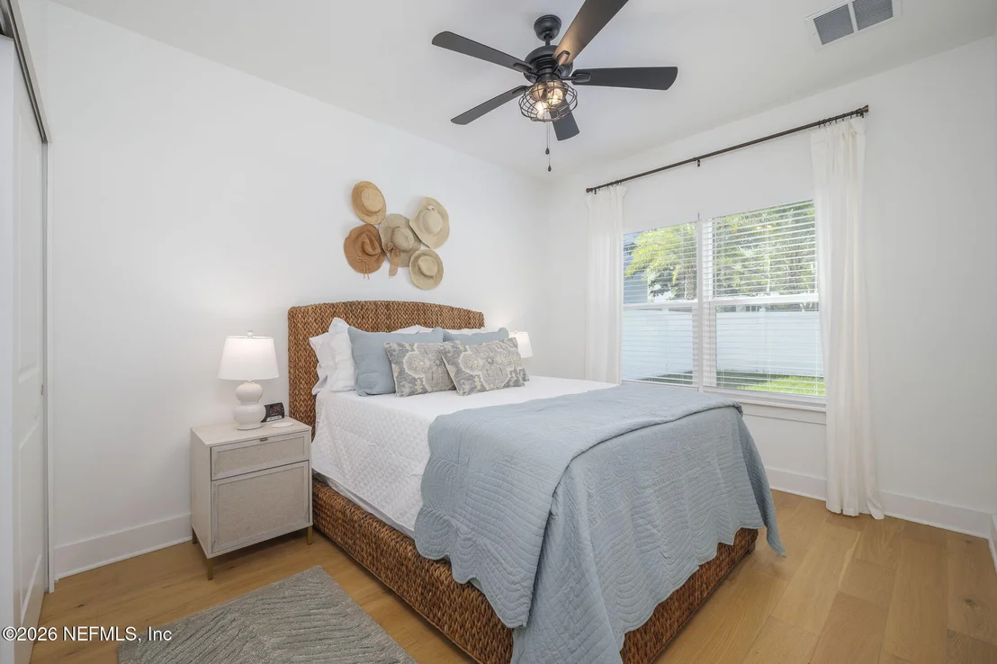 Photo of 38 MAGNOLIA Avenue