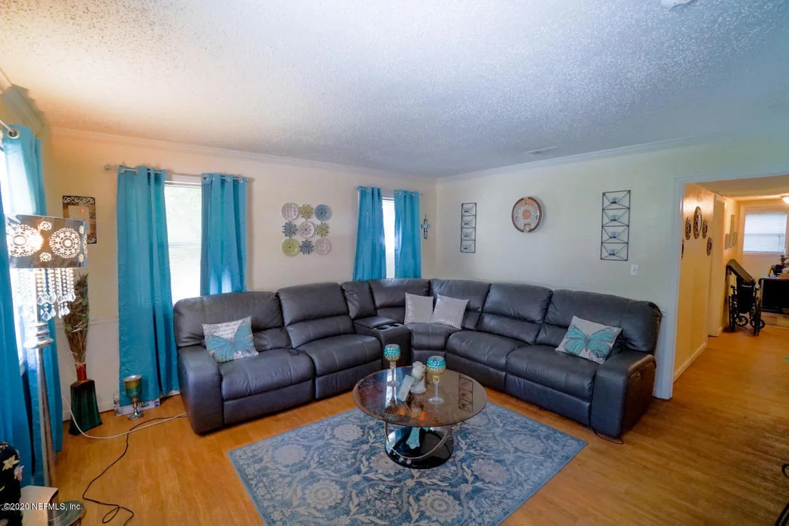 Photo of 5819 WINDERMERE Drive