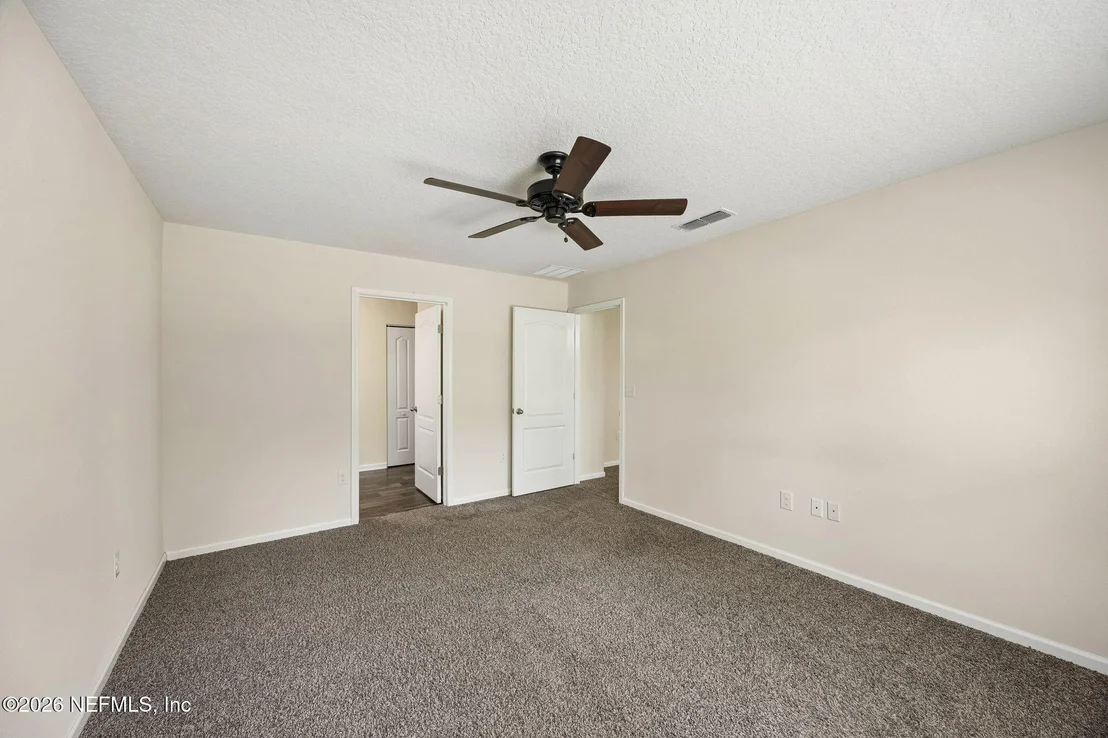 Photo of 117 LAKESIDE Court