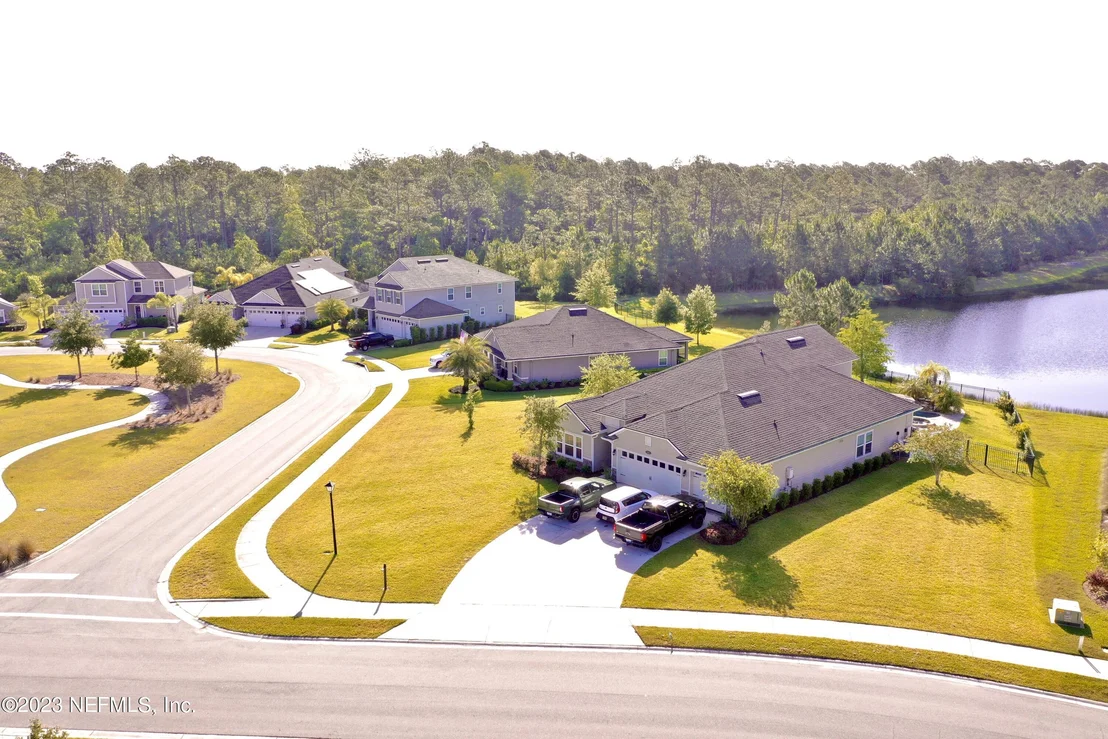 Photo of 140 CEDARSTONE Way