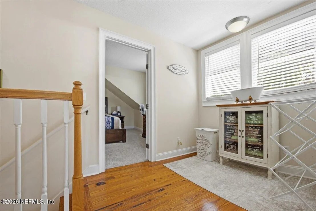 Photo of 18 ESTEY Street