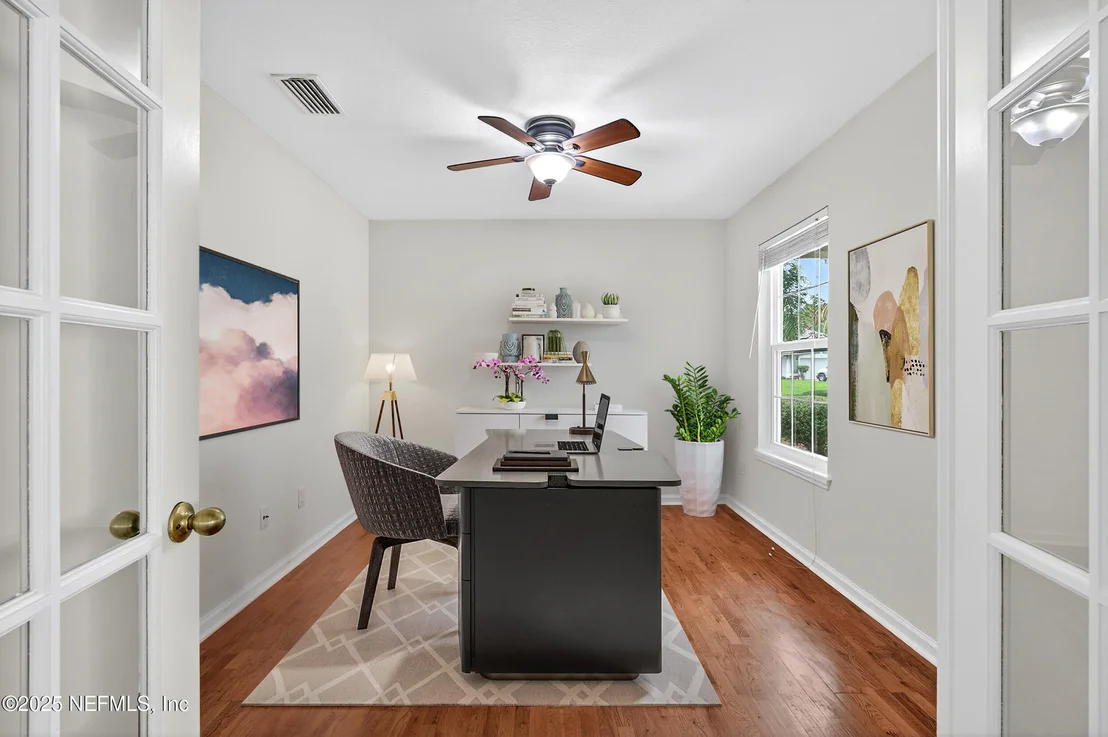 Photo of 1012 BECKINGHAM Drive