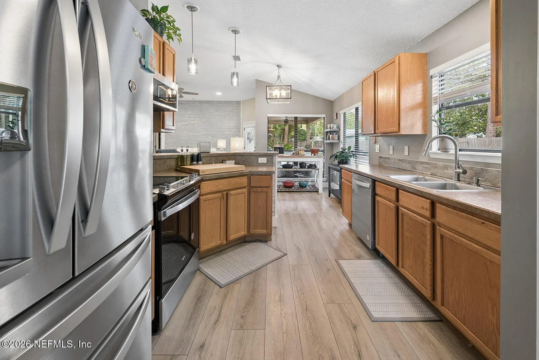 Photo of 424 JEFFERSON Avenue