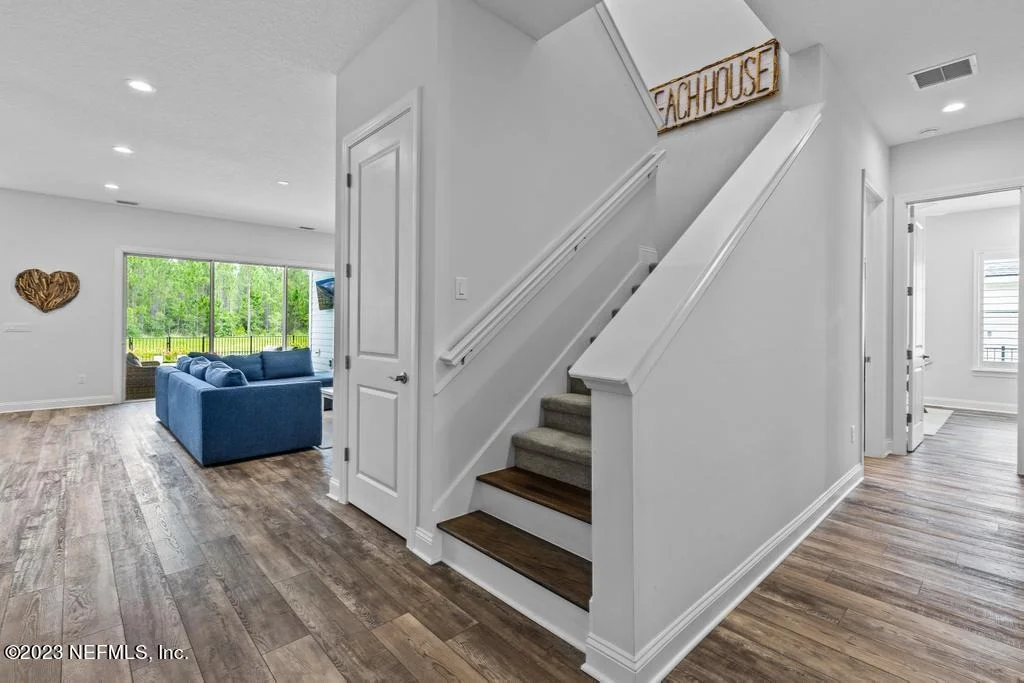 Photo of 660 SILVER PINE Drive