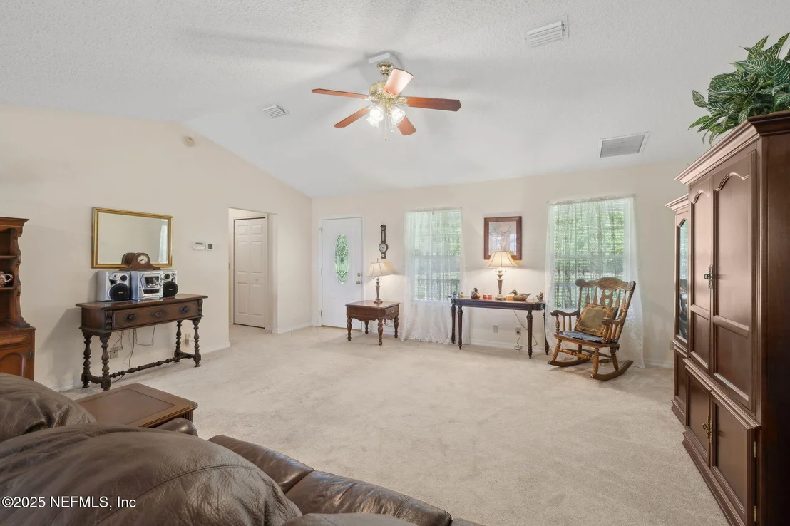 Photo of 212 LAKE Drive