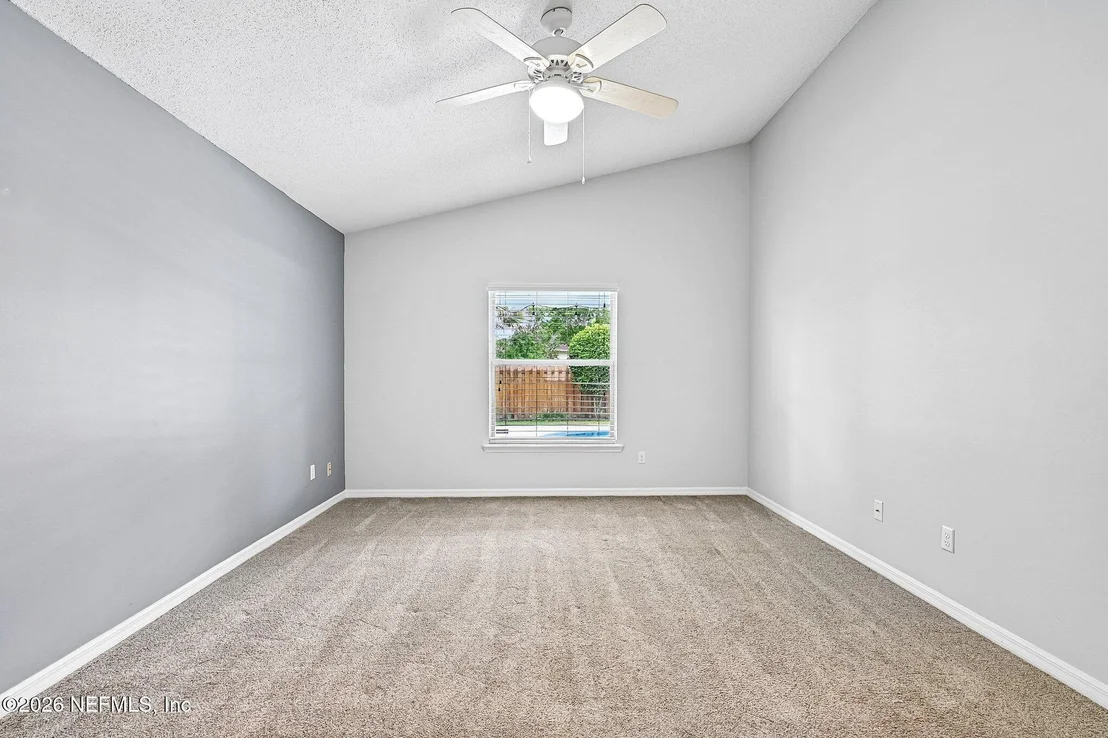 Photo of 912 BUTTERCUP Drive