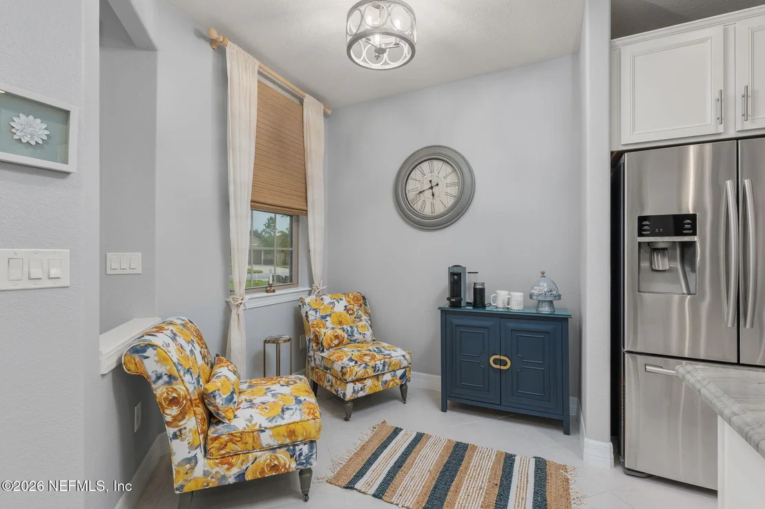 Photo of 89 FOREST SPRING Drive