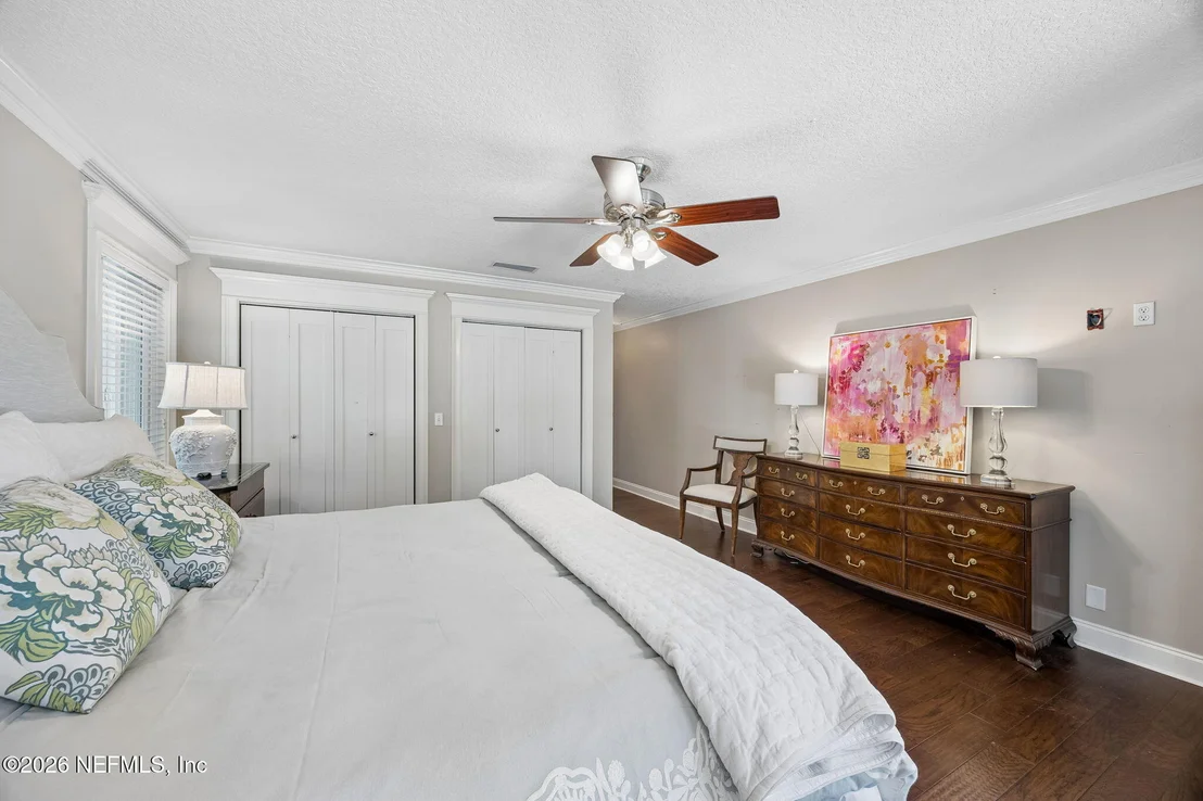 Photo of 1237 MAPLETON Road