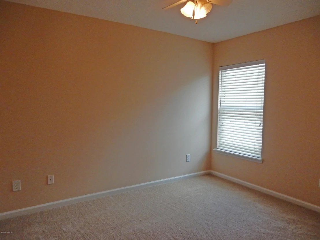 Photo of 968 N LILAC Loop