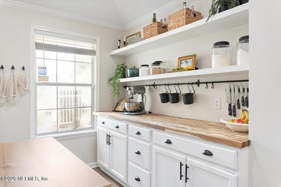 Photo of 7611 LEAFY FOREST Way