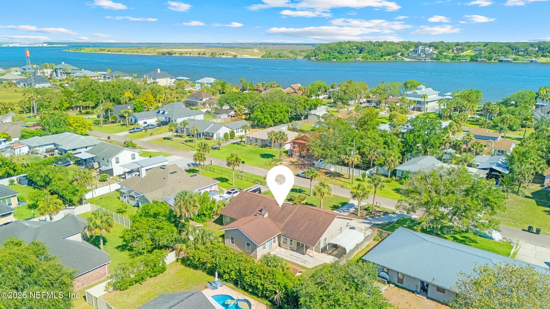 Photo of 7047 RIVERCREST Drive