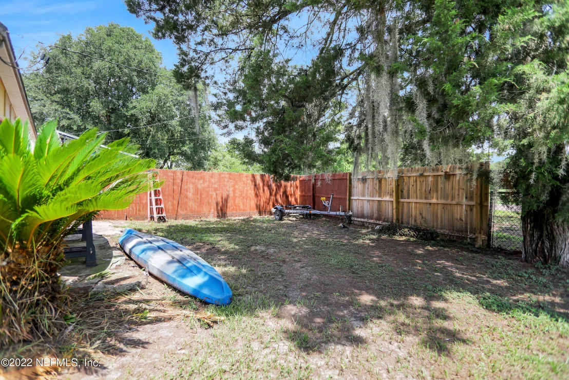 Photo of 2448 DAVIS Road