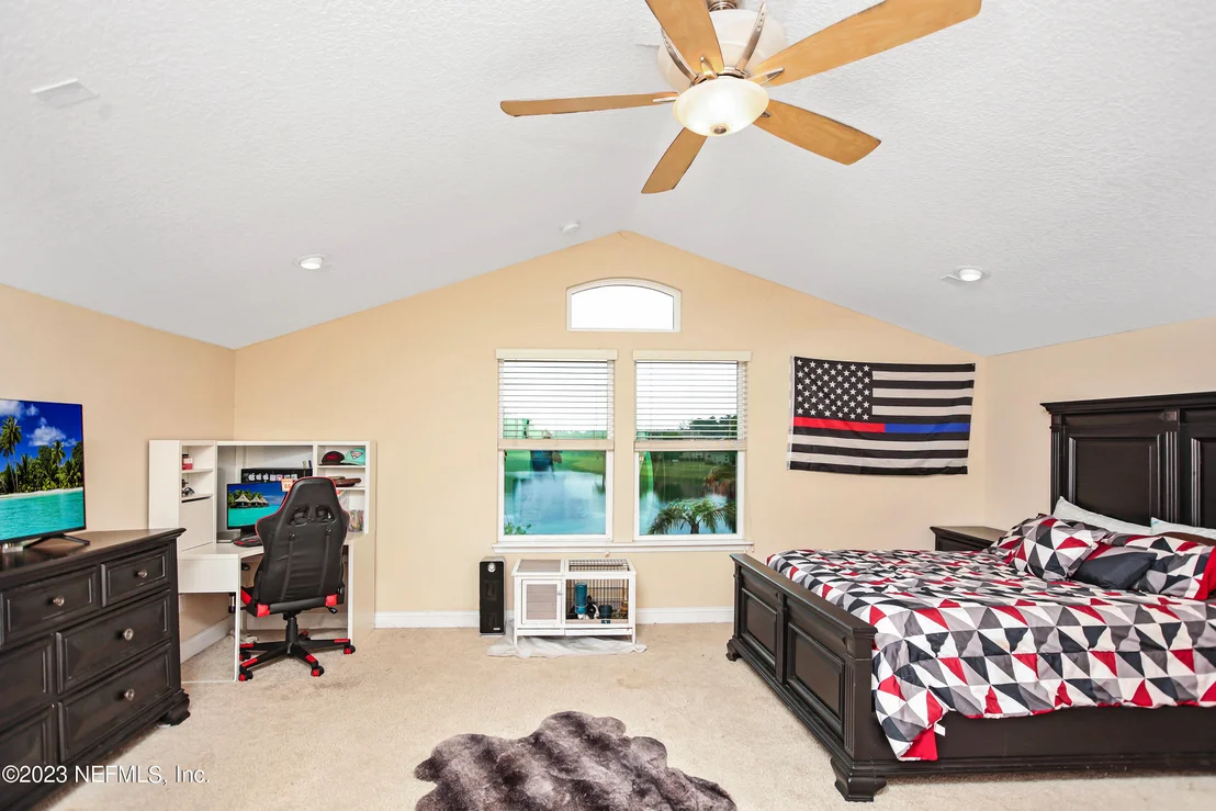 Photo of 140 CEDARSTONE Way