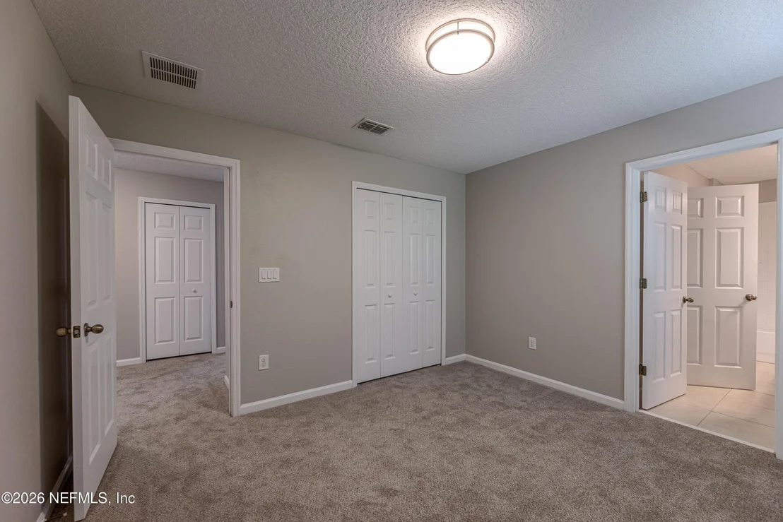 Photo of 869 BATTERSEA Drive