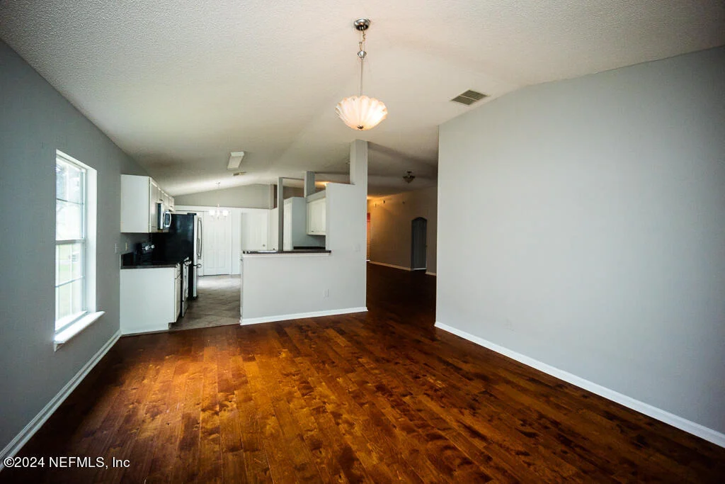Photo of 724 S LILAC Loop