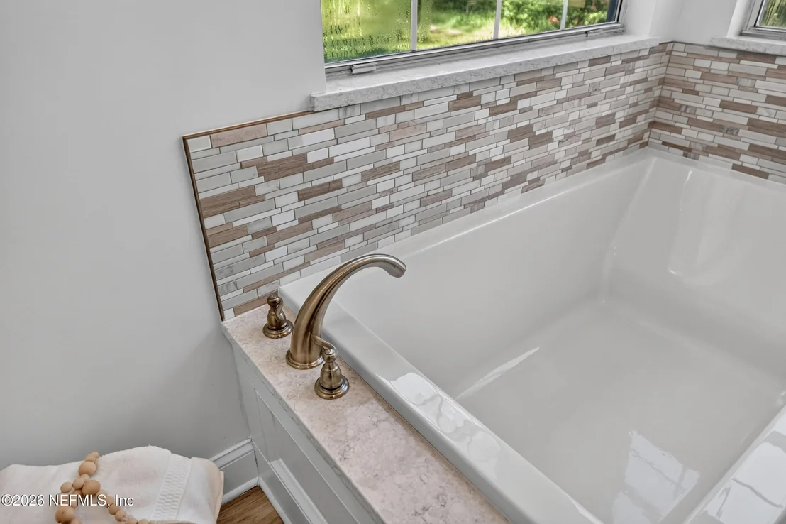 Photo of 3090 MONUMENT BAY Road