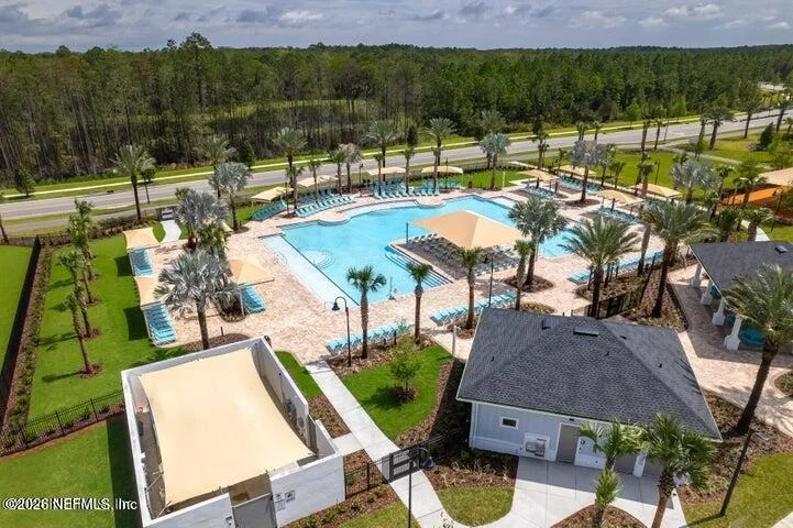 Photo of 428 BLUE HAMPTON Drive