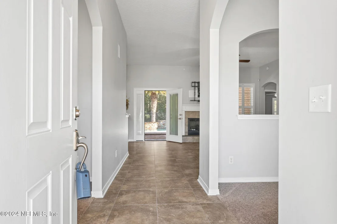 Photo of 44017 GREEN MEADOWS Lane
