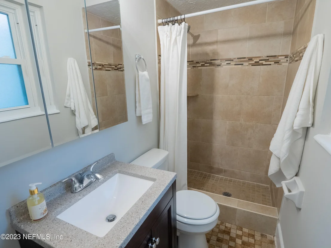 Photo of 4448 JADE Drive W