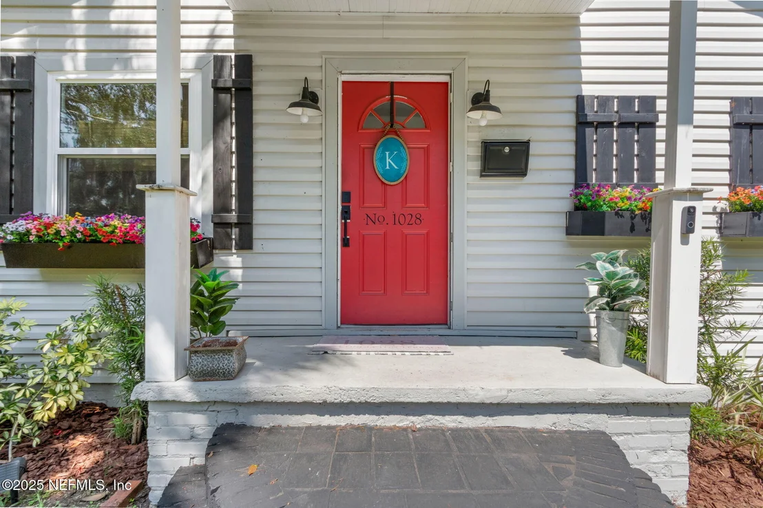 Photo of 1028 CONGLETON Terrace