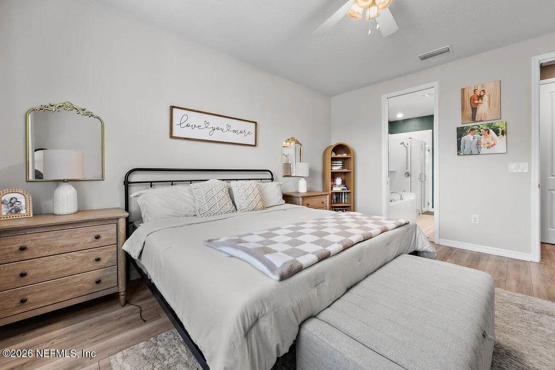 Photo of 174 MYRTLE OAK Court