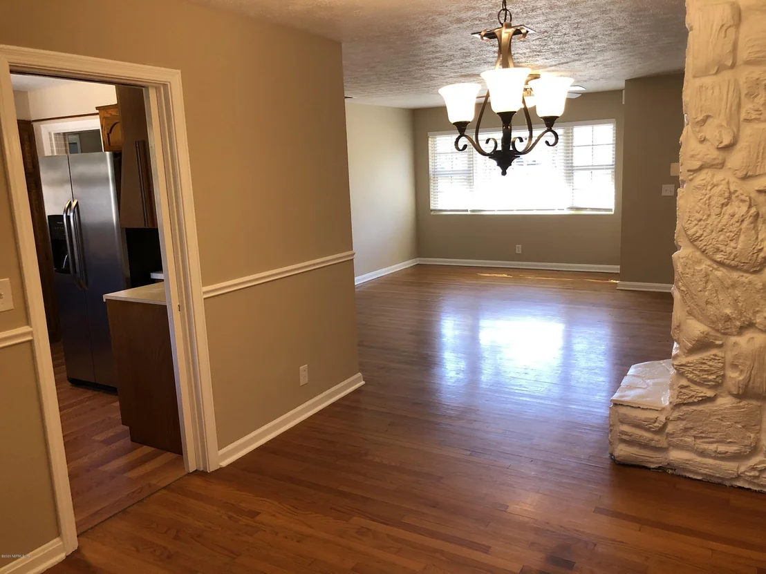 Photo of 5023 PERRINE Drive