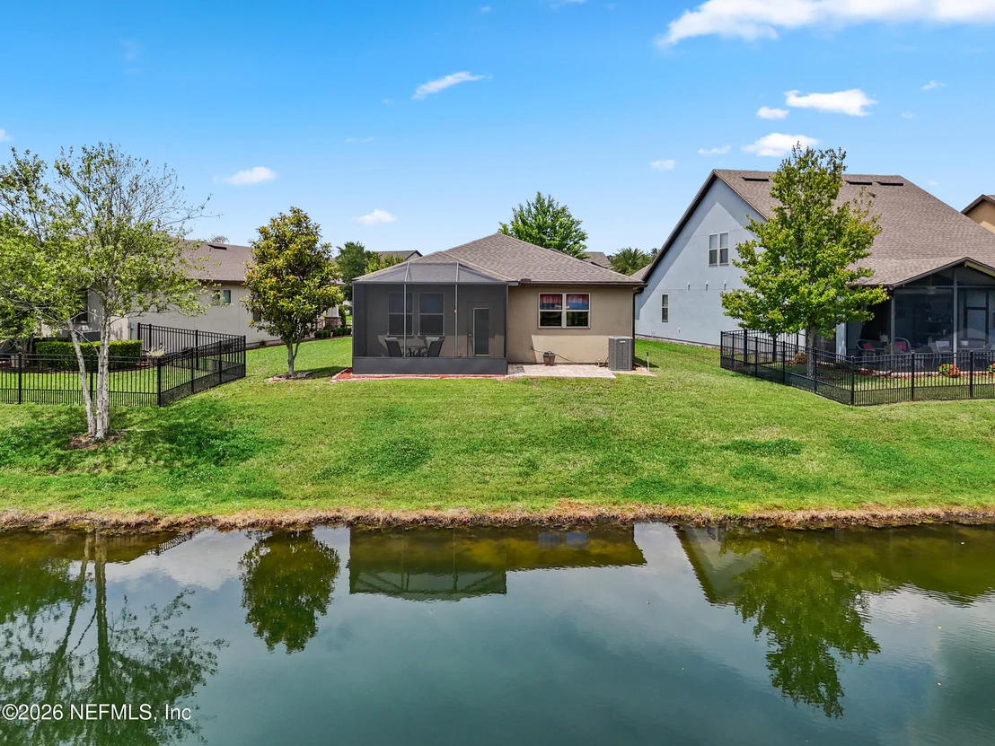 Photo of 294 WOOD POND Loop