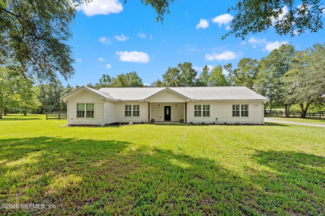 Photo of 3265 THUNDER Road