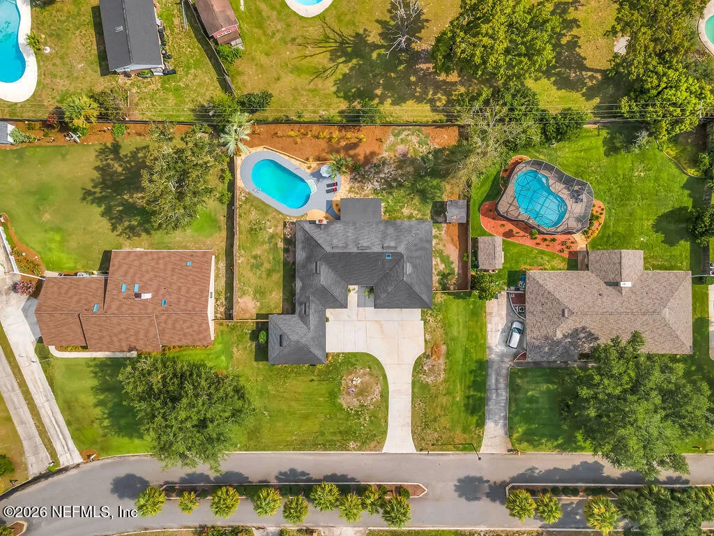 Photo of 2275 FOXWOOD Drive