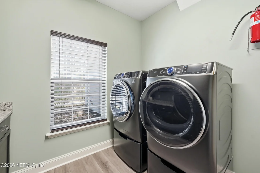 Photo of 3901 FOXFIELD Lane