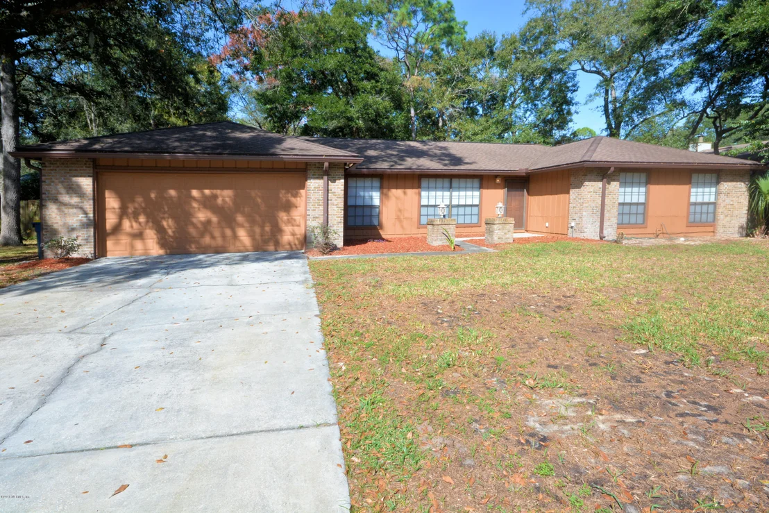 Photo of 13621 PICARSA Drive