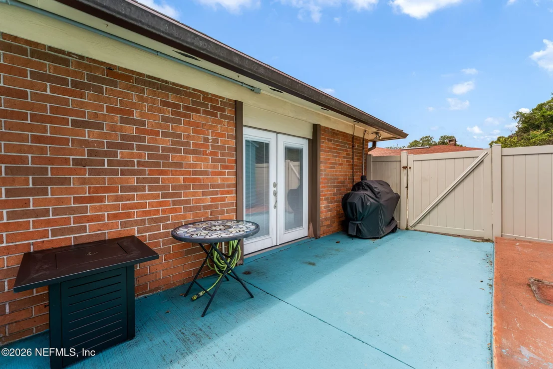Photo of 7307 MAPLE TREE Drive