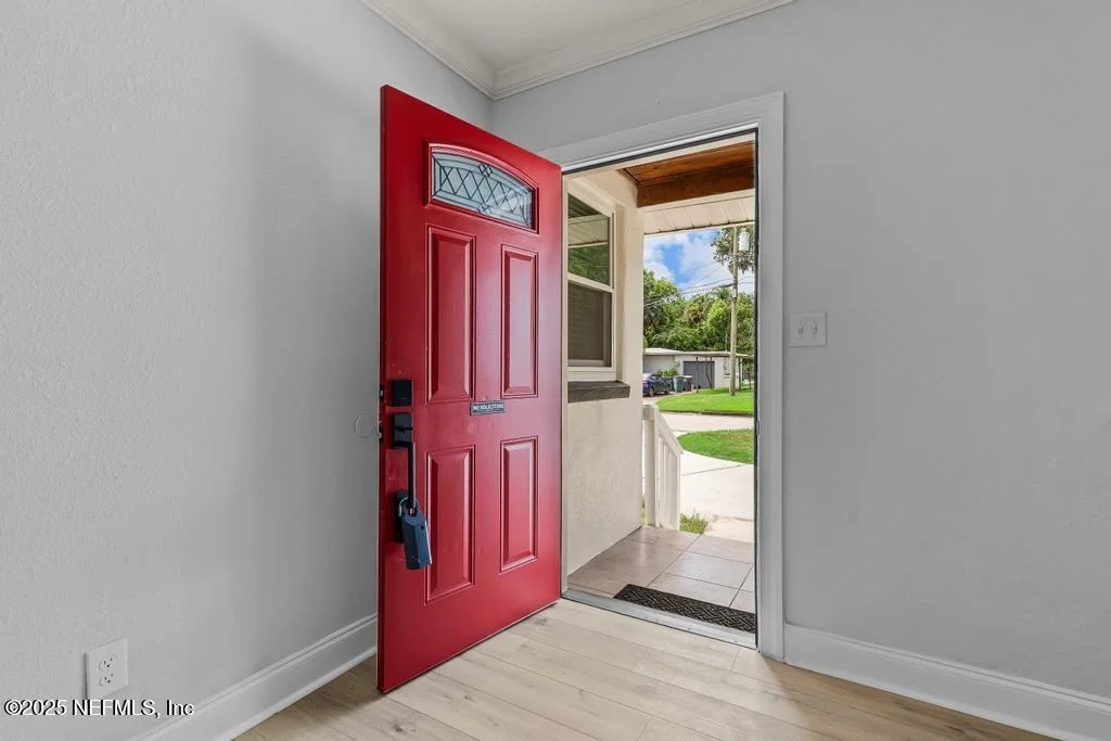 Photo of 1529 FERNDALE Place