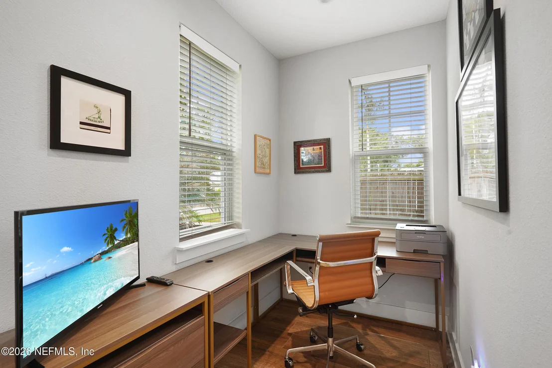 Photo of 5 SOLANO Avenue