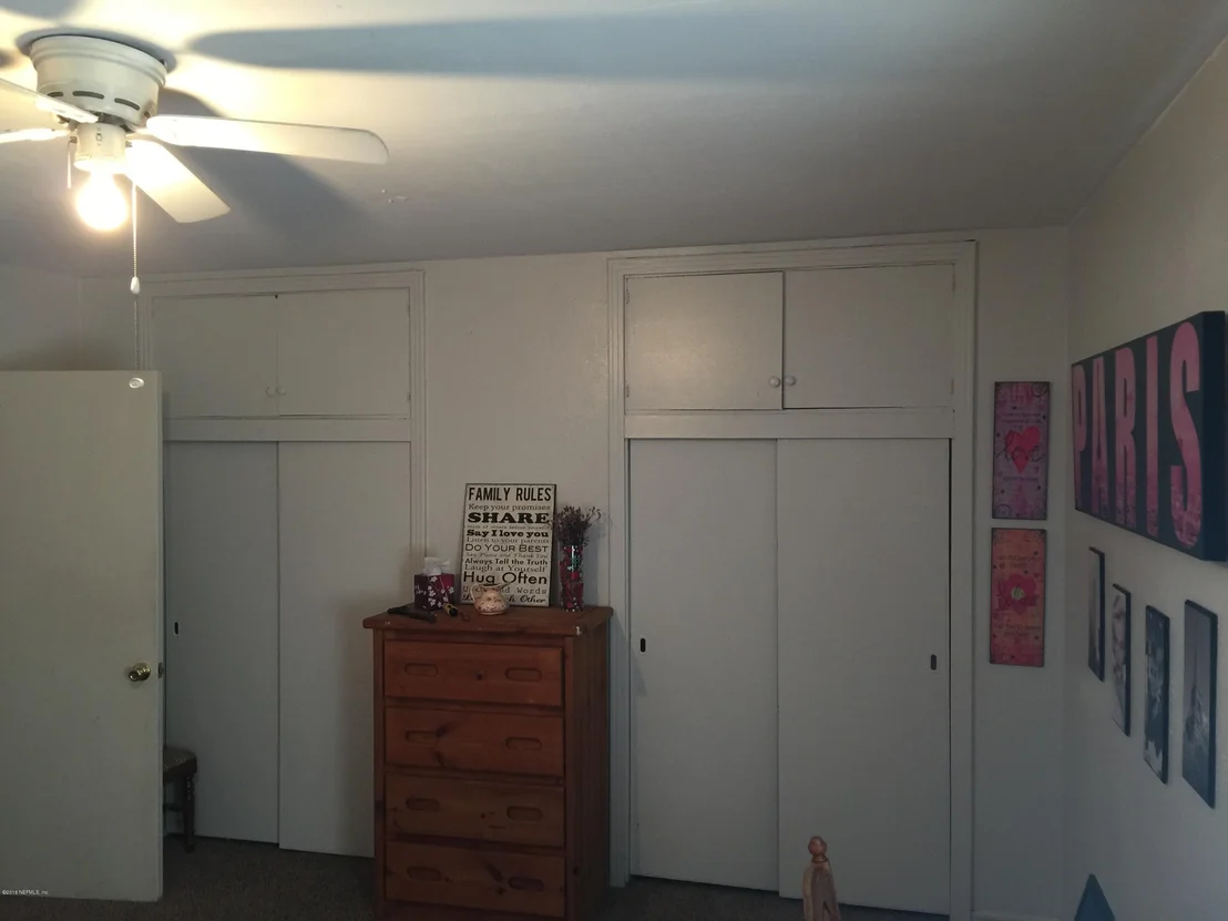 Photo of 428 LOGAN Avenue