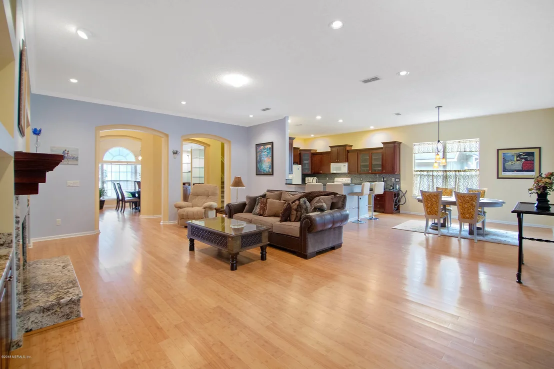 Photo of 115 GLEN OAKS Drive