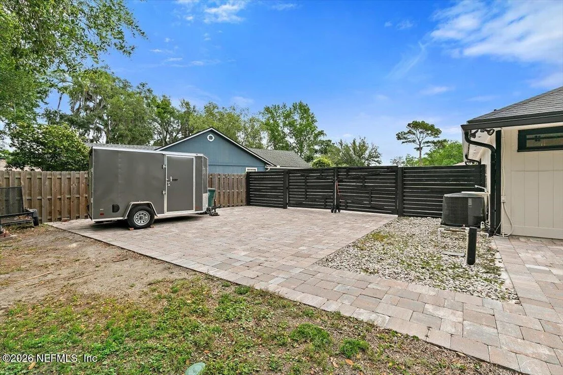 Photo of 4345 APPLE TREE Place